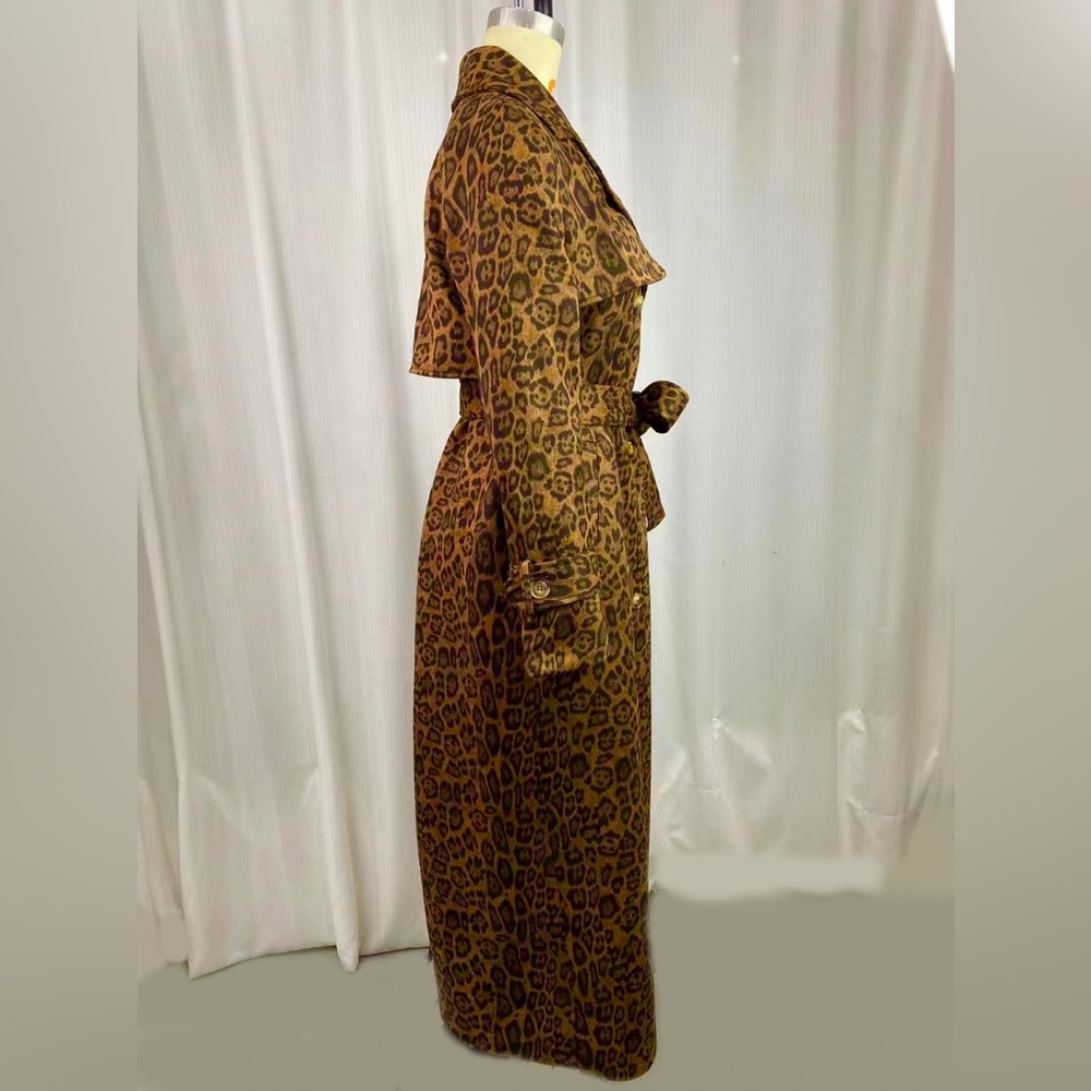 Large Leopard Trench - Picture 3 of 5